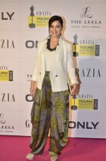 Simone Singh at Grazia Young awards red carpet in Mumbai on 13th April 2014